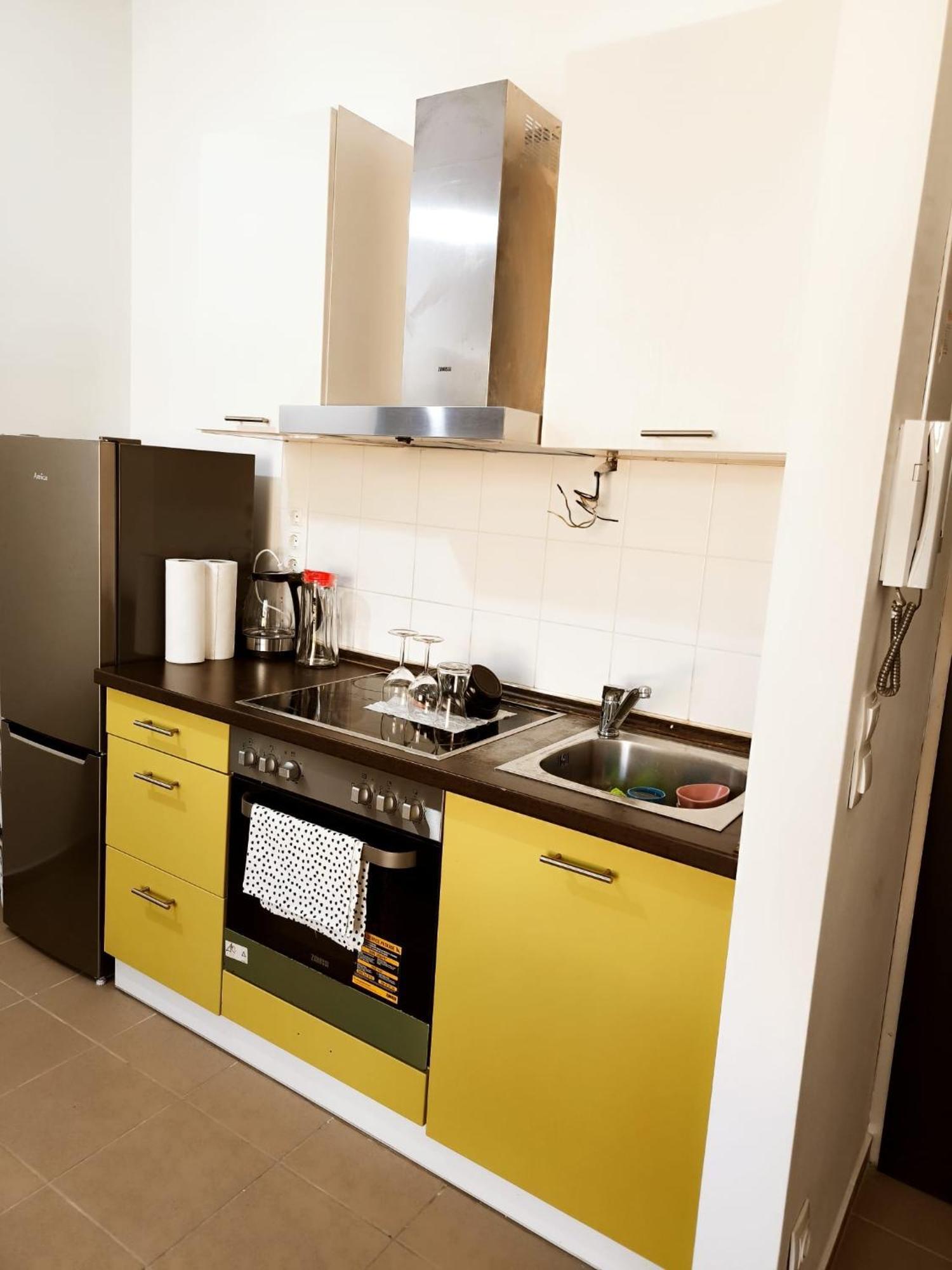 Pretty Apartment Next To Metro Station Vienna Luaran gambar